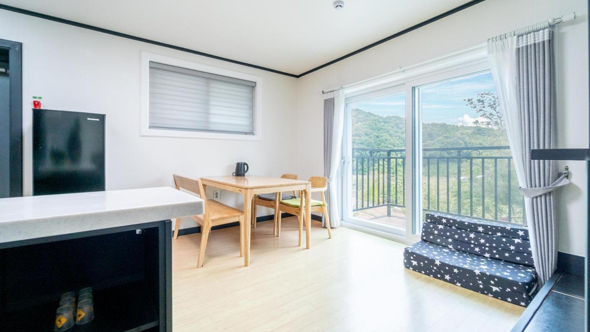 Hongcheon D-Day Pension&Camping Quarto foto